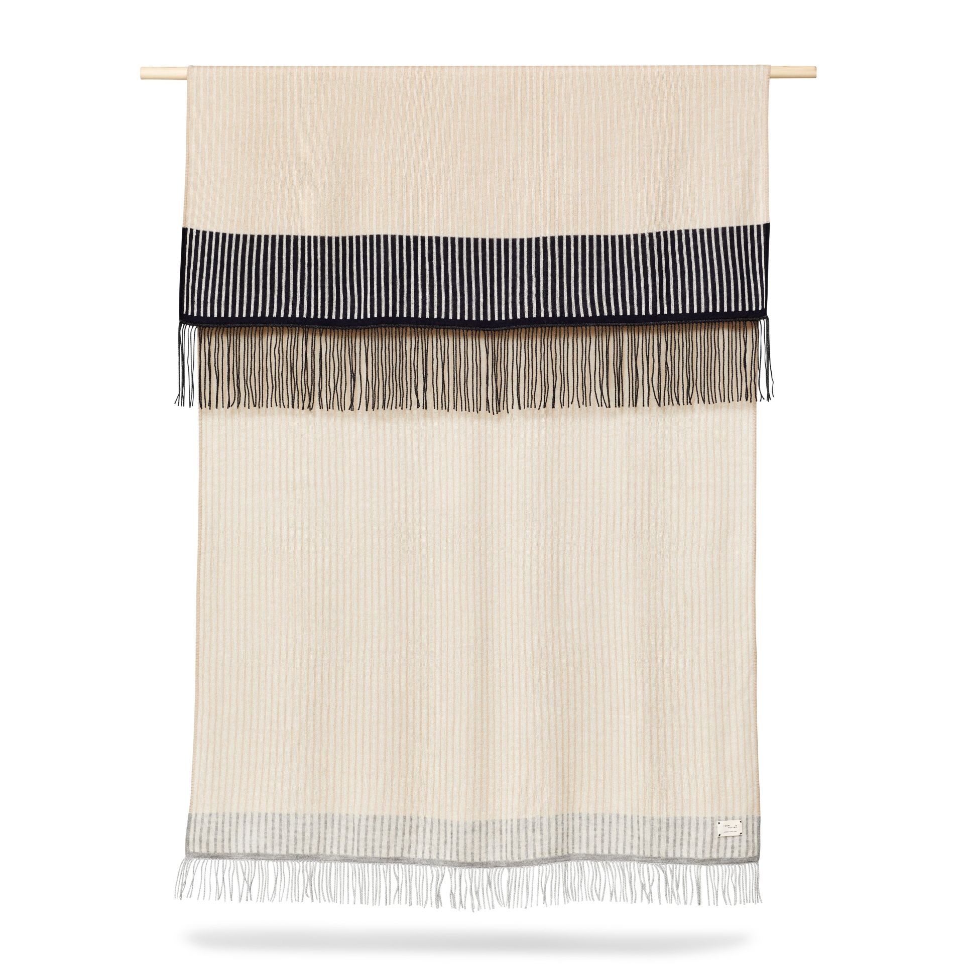 Aymara blanket 190x130 Form & Refine SINGLE PIECE